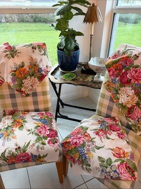 6 Ralph Lauren Floral Dinner Napkins